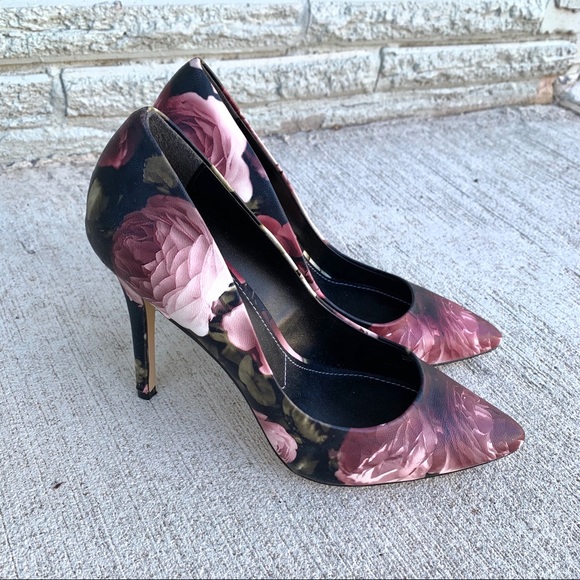 charles david floral pumps